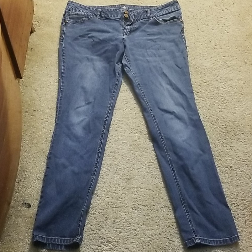 NY&Co skinny curvy jeans